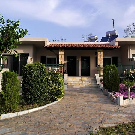Voulas Apartments Stoupa Bagian luar foto