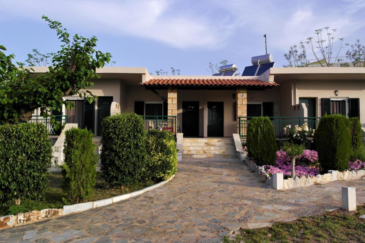 Voulas Apartments Stoupa Bagian luar foto