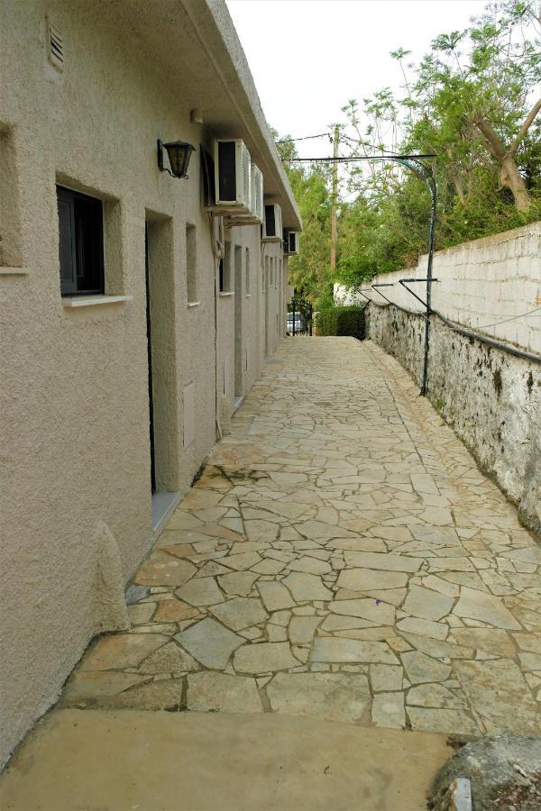 Voulas Apartments Stoupa Bagian luar foto