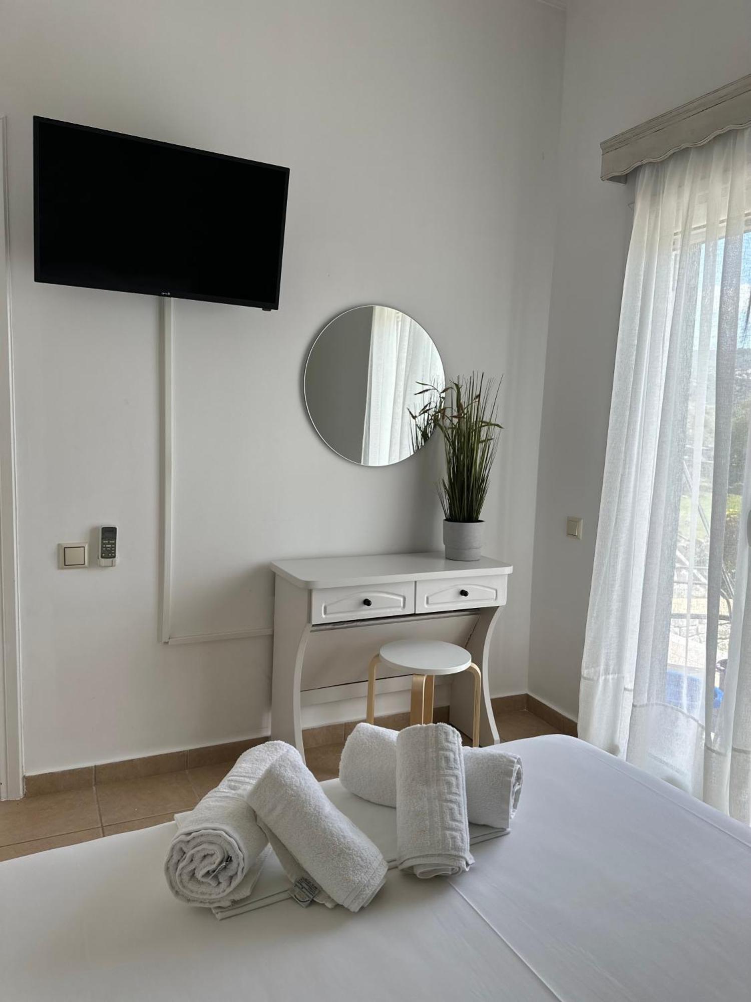 Voulas Apartments Stoupa Ruang foto