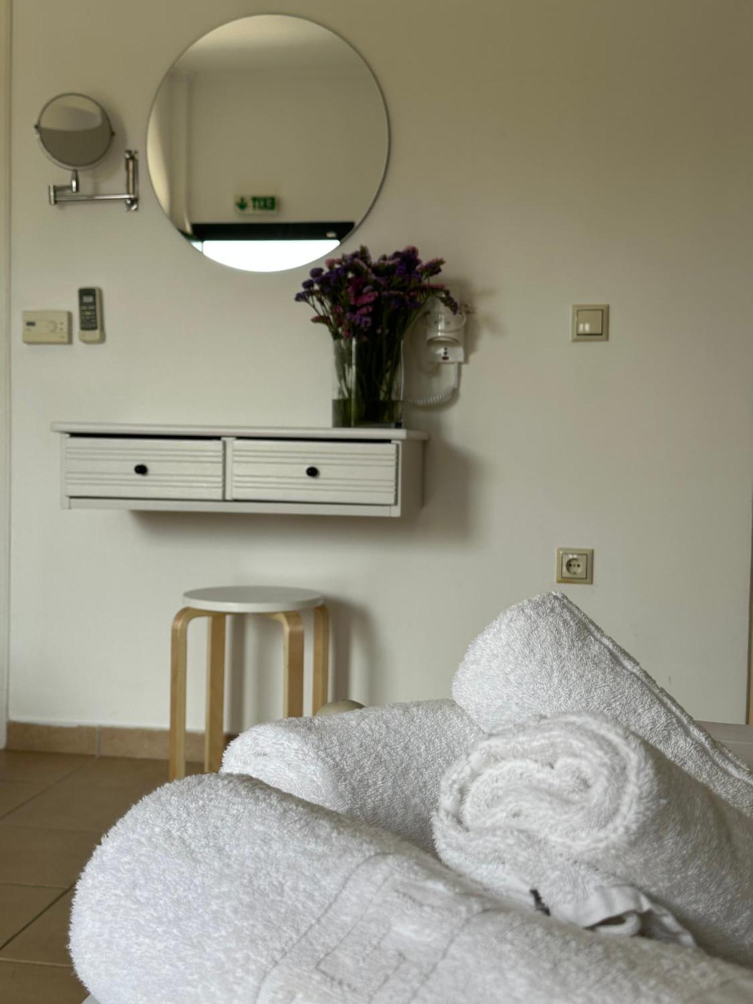 Voulas Apartments Stoupa Ruang foto